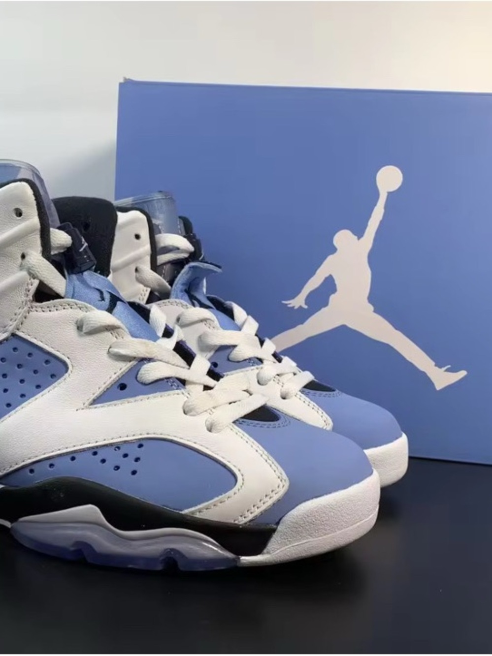 Jordan Retro Sneakers - University Blue, White & Black